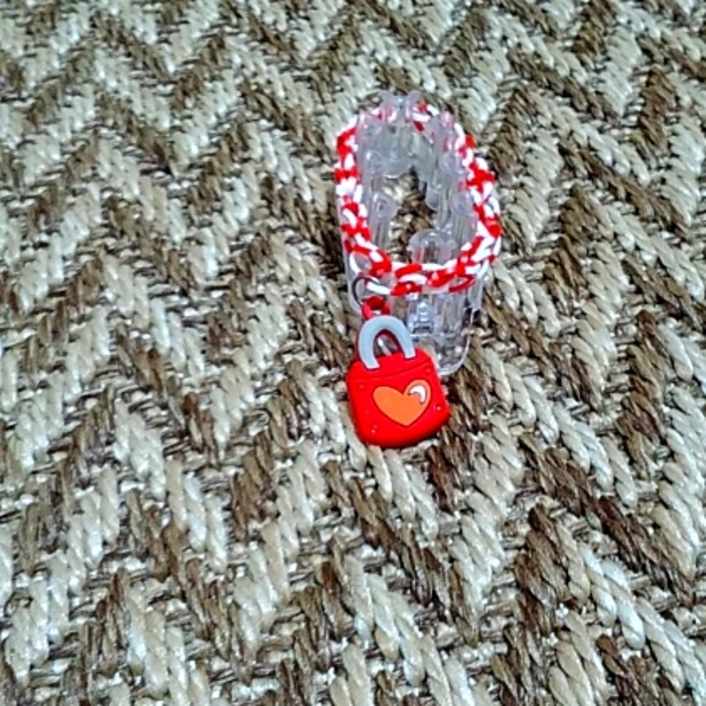Bracelet